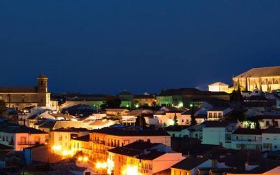 VISITAS NOCTURNAS: «BAEZA ILUMINADA»